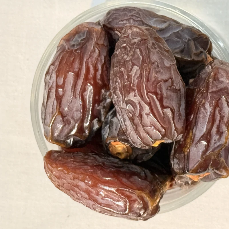 Misori Medjool Jambo (মিশরি মেডজুল জাম্বো)